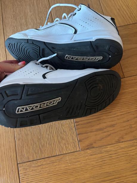 Tenisky jordan, air jordan,37
