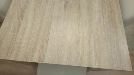 Jedálenské stoličky + stôl, 