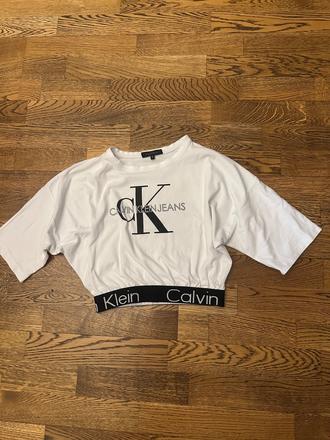 Crop top, calvin klein,m