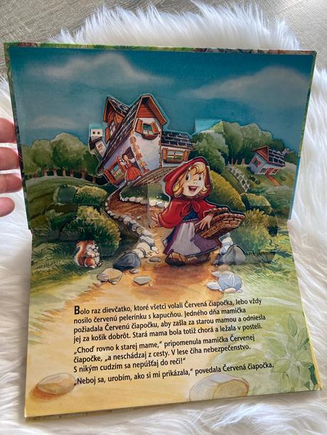 Lišiak a lesník, o červenej čiapočke (pop-up),