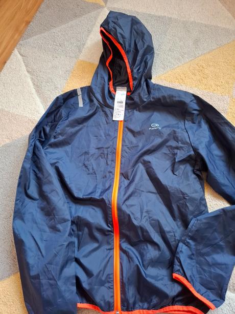 Tenká sustakova bunda, decathlon,152