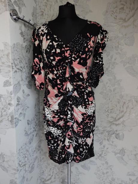 Velmi pekne šaty, next,38