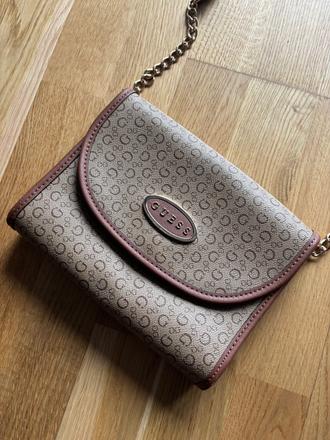 Hneda kabelka crossbody, guess