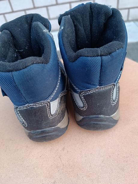 Topánky cortina, 24