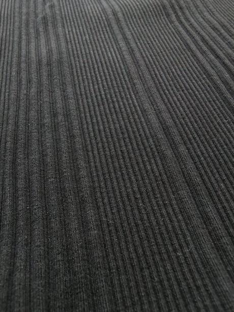 Čierne šaty so zipsom, fishbone,m