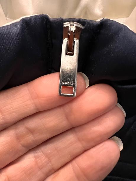 Gucci nová teplá vesta vel.4, 104