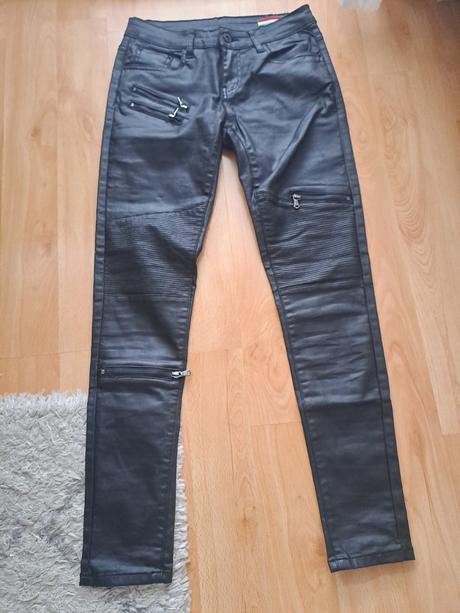 Koženkové prešivané nohavice, 38