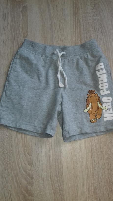 Kraťasy č.122/128, 122