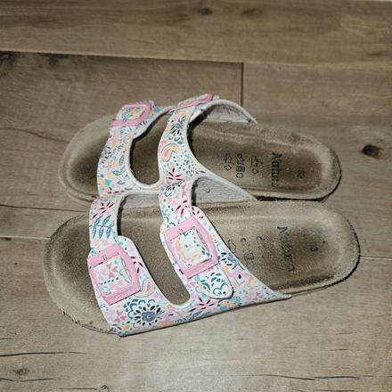 Dievcenska domaca obuv, 33