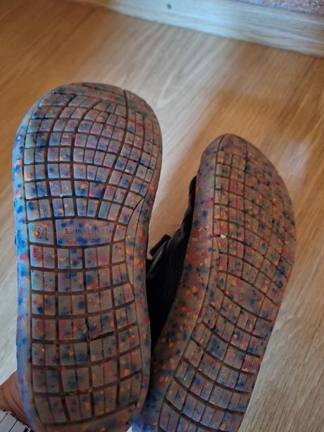 Čižmičky unuo, 34