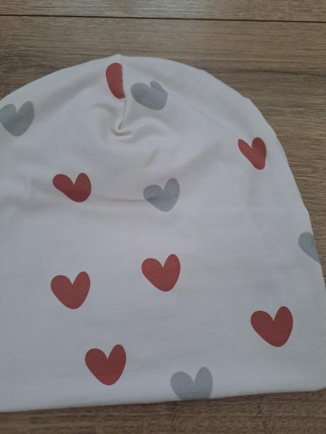 Srdiečko čiapka, 92 / 98