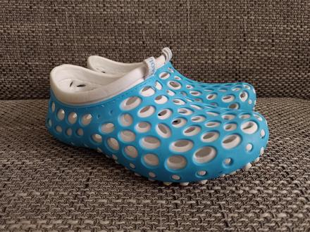 Topánky do vody, 30