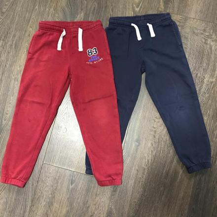 2x tepláky, lupilu,110