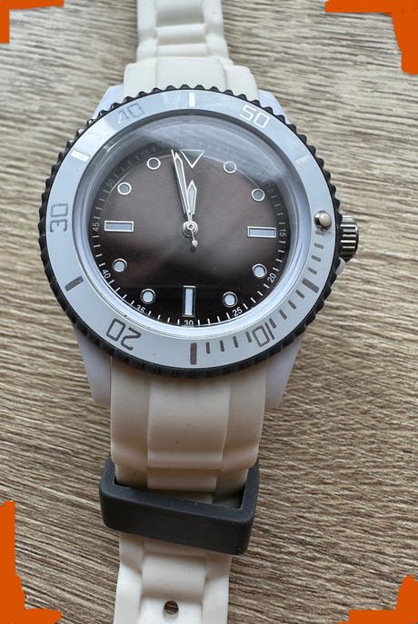 Športové unisex nemecké hodinky za 20eur, 
