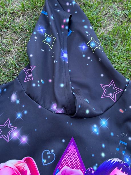 Mikina k pop huntrix, 134