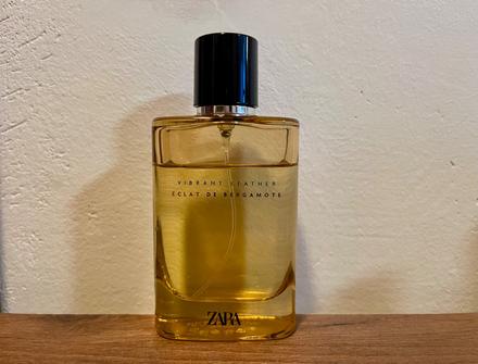 Zara mužský parfum,