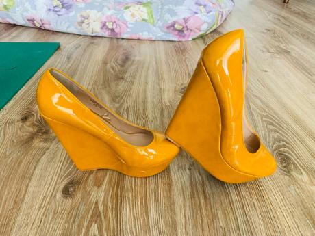 Sandálky na platforme miss selfridge, pc 60 eur, zara,38