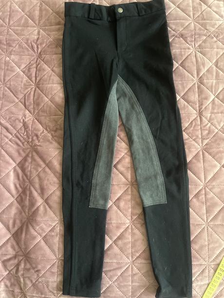 146 jazdecké nohavice, 140