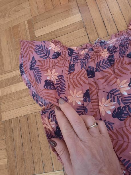 Dievčenský overal, 134