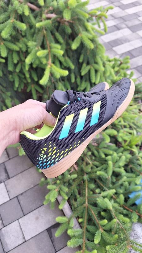 Tenisky-halovky, adidas,35