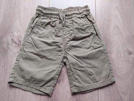 Šortky, reserved,122