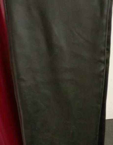 Čižmy s elastickou sárou, 40