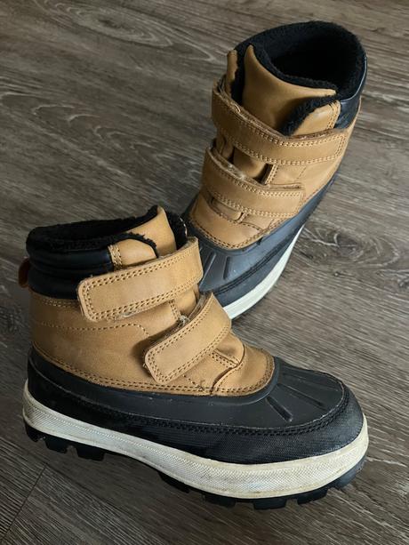 Topanky, reserved,30