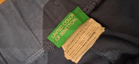 Chlapčenské krátke nohavice, benetton,146