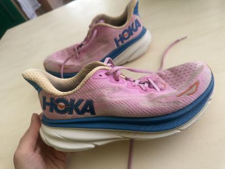 Hoka clifton 9, 38
