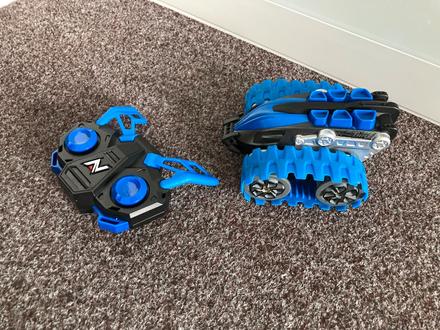 Autíčko na diaľkové nikko nano trax blaze,