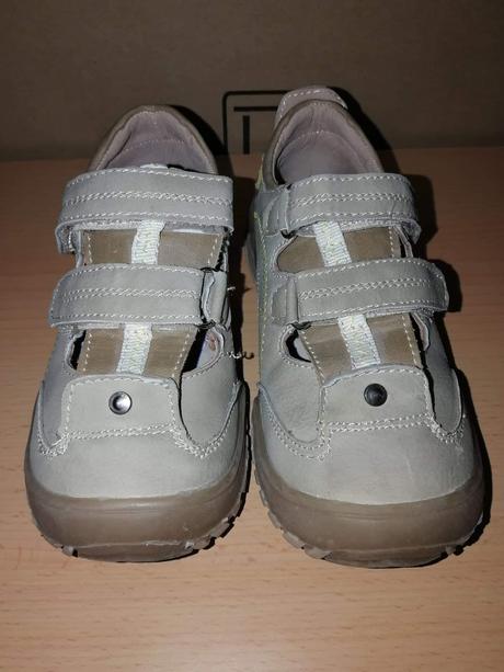 Sv. hnedé topánky, 26