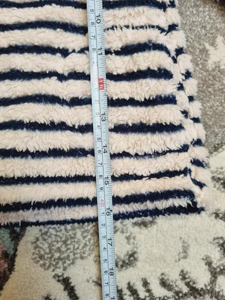 B2090 hrubá chlpatka, next,104