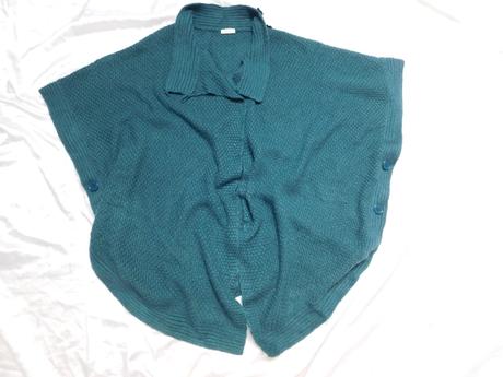 Kvalitne vlnene pončo, 