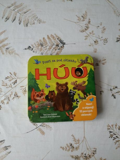 Pozri sa pod okienko huu,