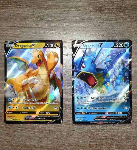 Pokemon leskle karty v, 