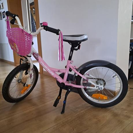 Detský bicykel a prilba, dema,16