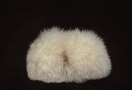 Čiapka zo striebornej líšky, veľ. m-l, m