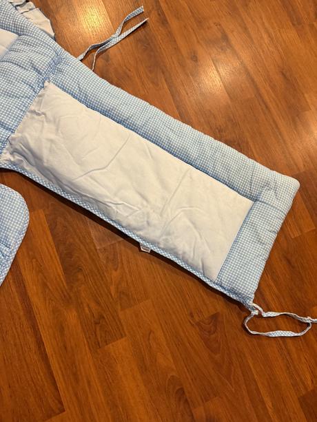 Baldachyn, zábrana do detskej postieľky + vreckár,