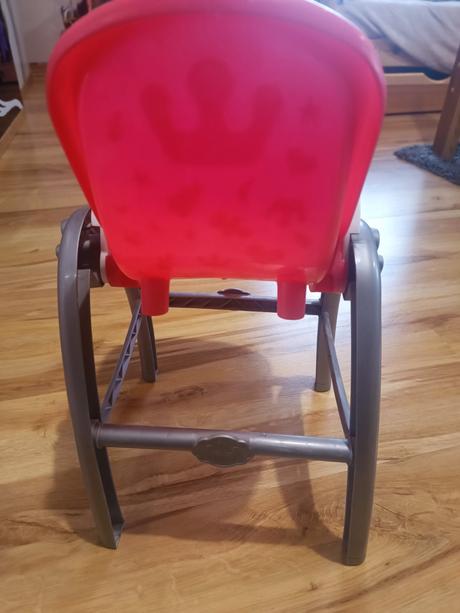 Stolička na kŕmenie alebo nosic pre babiku, 