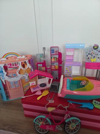 Barbie hračky, 