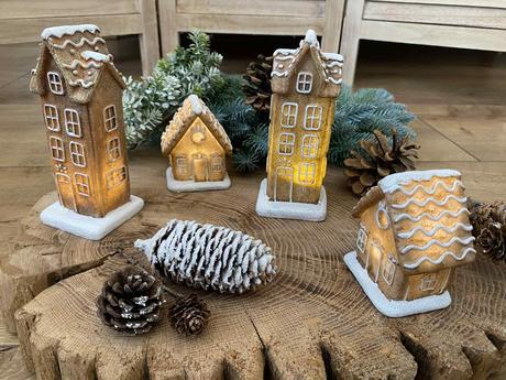 Led perníkový domček vyšší, 