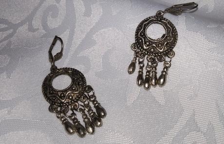 Bižutéria náušnice, 