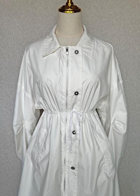 Luxusný plášť, 36