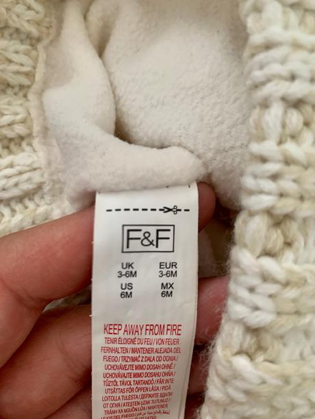 Trblietavá čiapka s brmbolcom 3-6mes, f&f,68