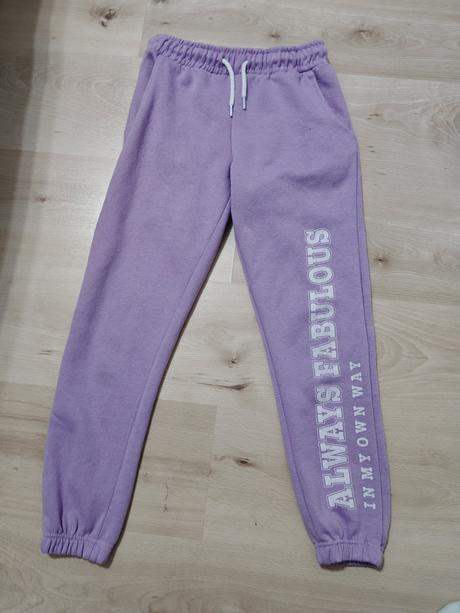 Tepláky  fialove- 146/ 152, 152