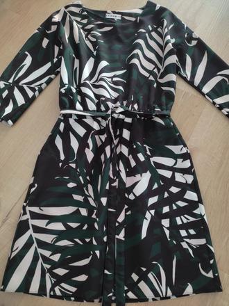 Šaty so vzorom, 38