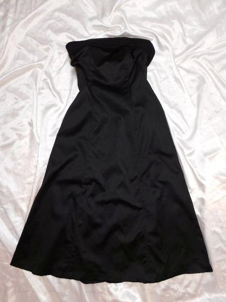 Luxusne korzetove saty na slavnost, 36