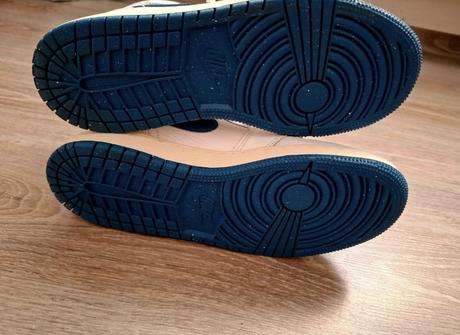 Vysoke tenisky jordan, nike,37
