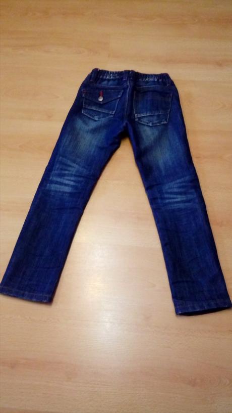 Tmavomodré rifle 122, 122