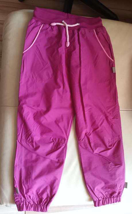 Tenšie nepremokavé šušťáky, modelko,116